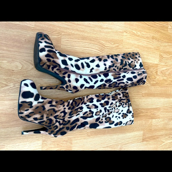 Mid calf LEOPARD boots 10 super comfy and soft - Picture 3 of 5